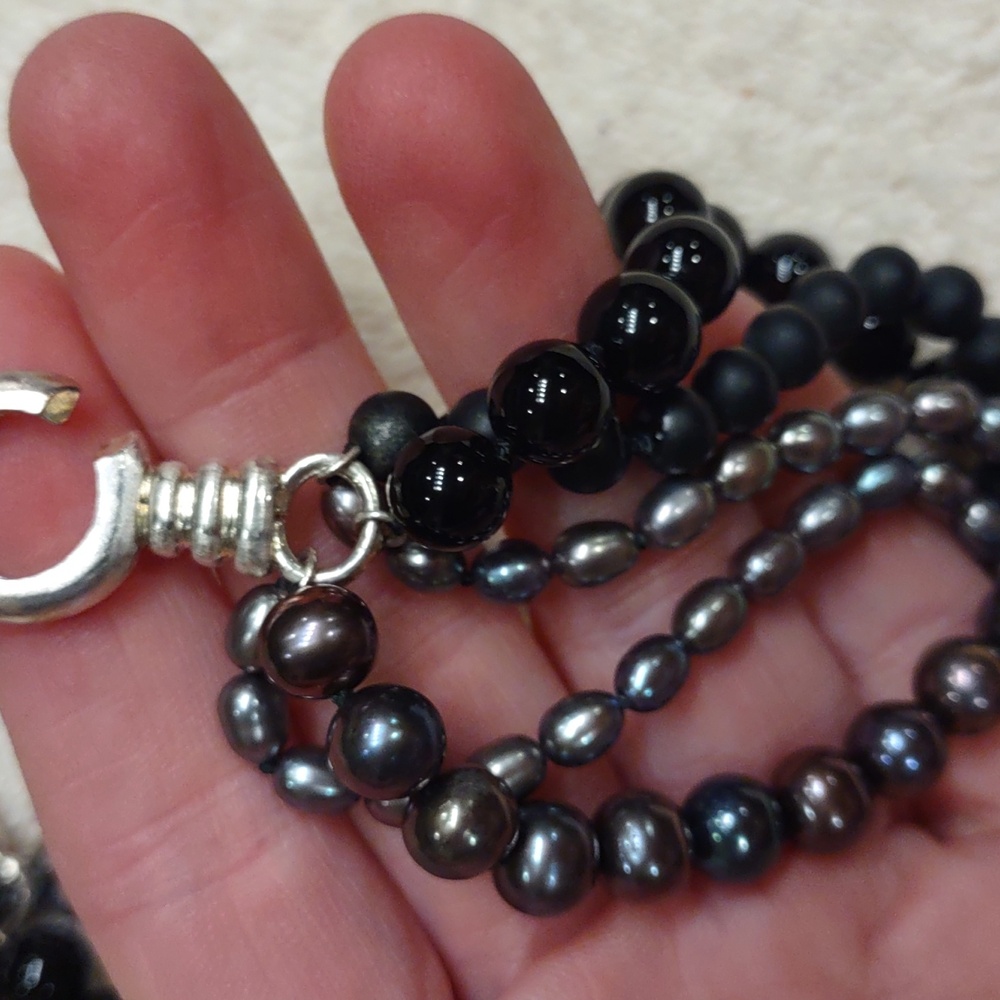 Black Onyx Multi-Strand, Black Gray Pearl Bead Necklace - Picture 3 of 8